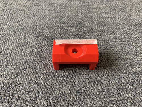 left_side_plate_lower_front_clip