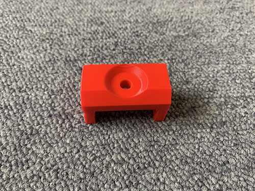 right_side_plate_lower_front_clip